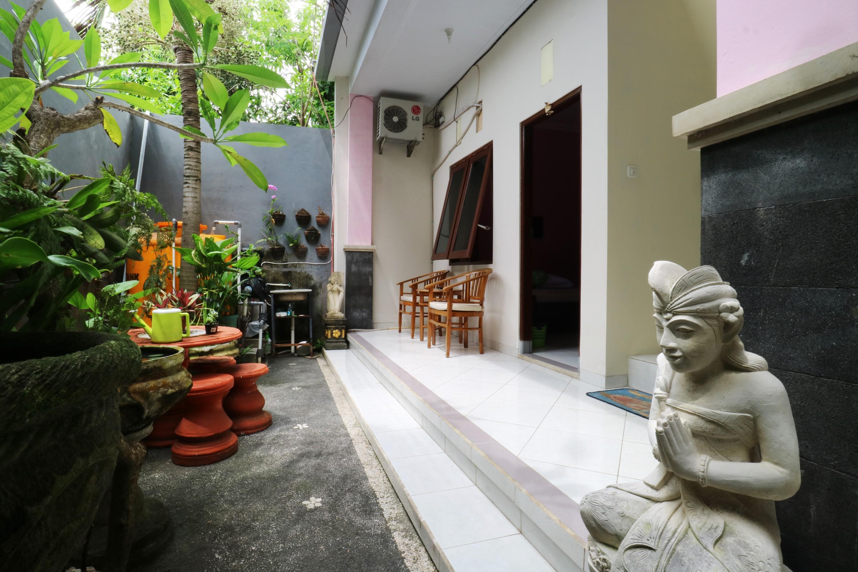 Anantaya Home Denpasar Экстерьер фото